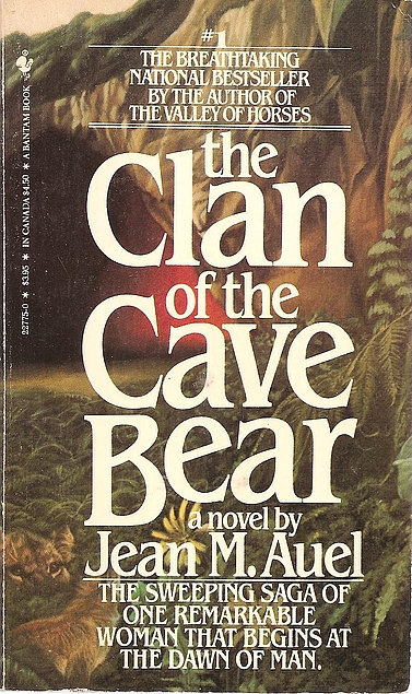 Jean M. Auel: The Clan of the Cave Bear (Paperback, 1983, Bantam Books)