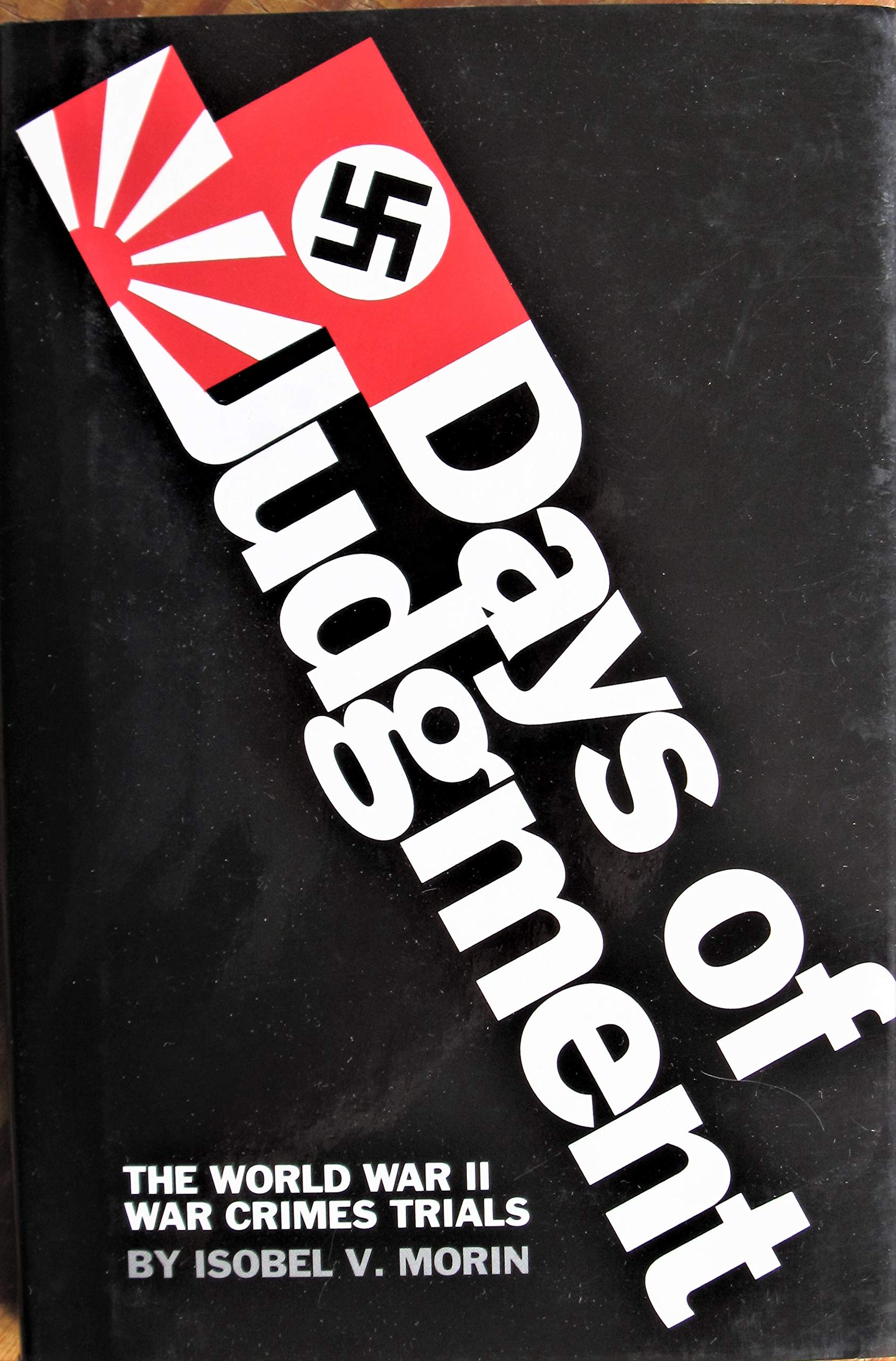 Isobel V. Morin: Days Of Judgment (Hardcover, 1995, Millbrook Press)