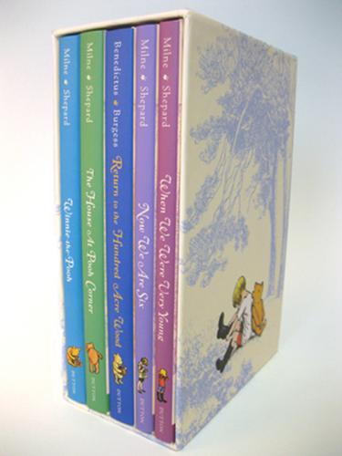 A. A. Milne: Winnie the Pooh Deluxe Gift Collection (EBook, 2009, Penguin Group (USA), Inc.)